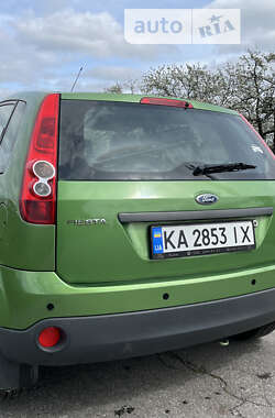 Хэтчбек Ford Fiesta 2008 в Киеве