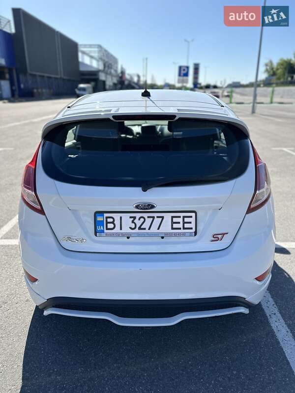 Хетчбек Ford Fiesta 2013 в Котельві