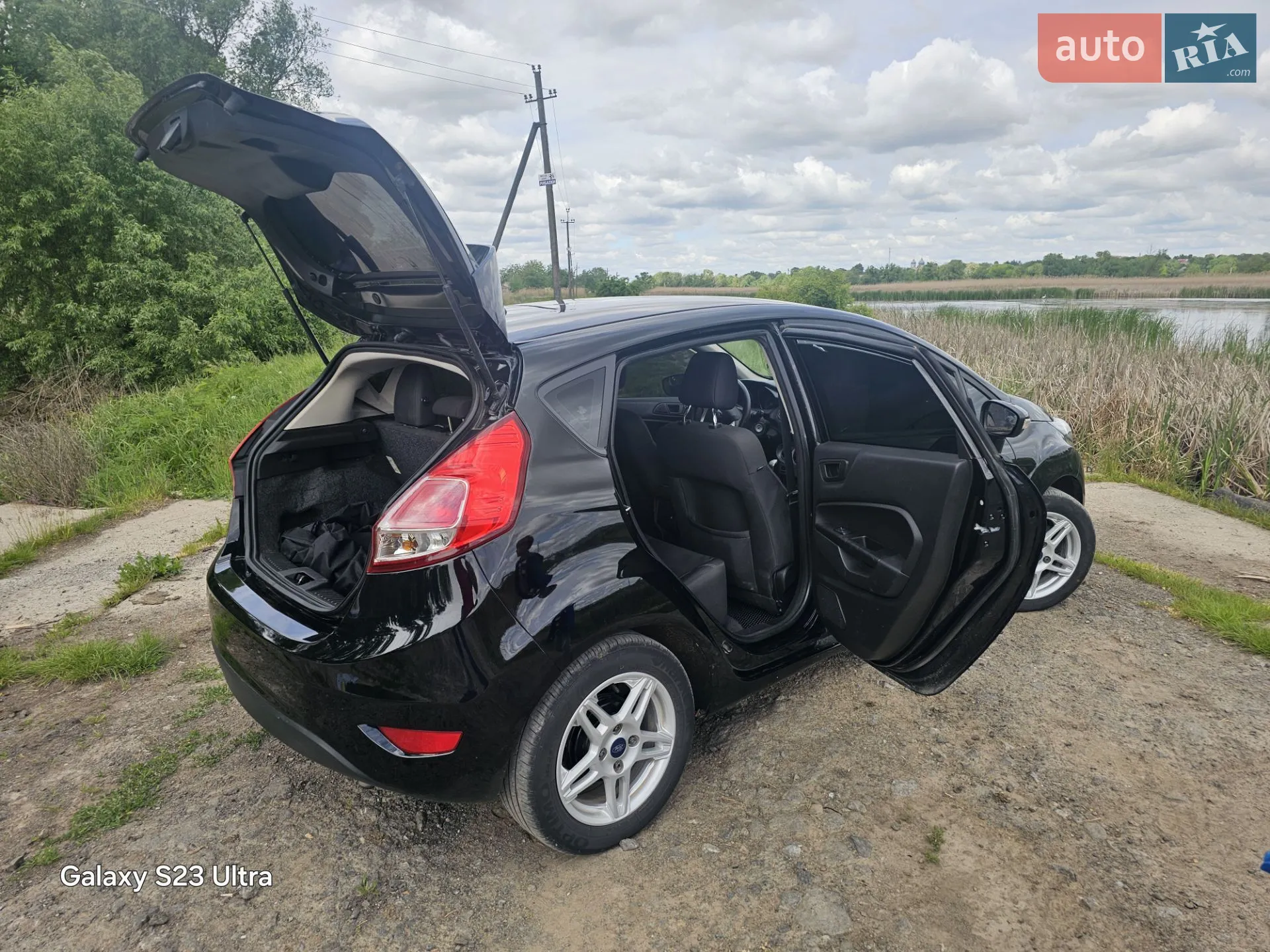 2017 Ford Fiesta - мініатюра 25