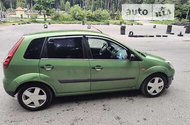 Хэтчбек Ford Fiesta 2008 в Львове