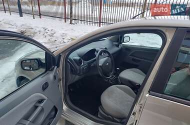Хетчбек Ford Fiesta 2003 в Києві