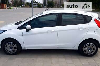 Хэтчбек Ford Fiesta 2011 в Черкассах