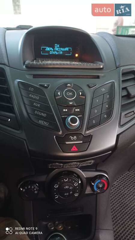 Хэтчбек Ford Fiesta 2015 в Бердичеве фото 15 Хэтчбек Ford Fiesta 2015 в Бердичеве