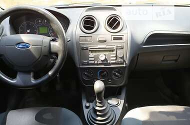 Хэтчбек Ford Fiesta 2007 в Ахтырке