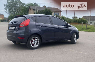 Хетчбек Ford Fiesta 2010 в Білогір'ї