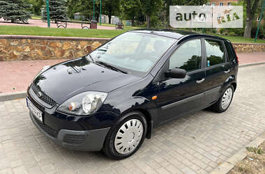 Хэтчбек Ford Fiesta 2007 в Могилев-Подольске