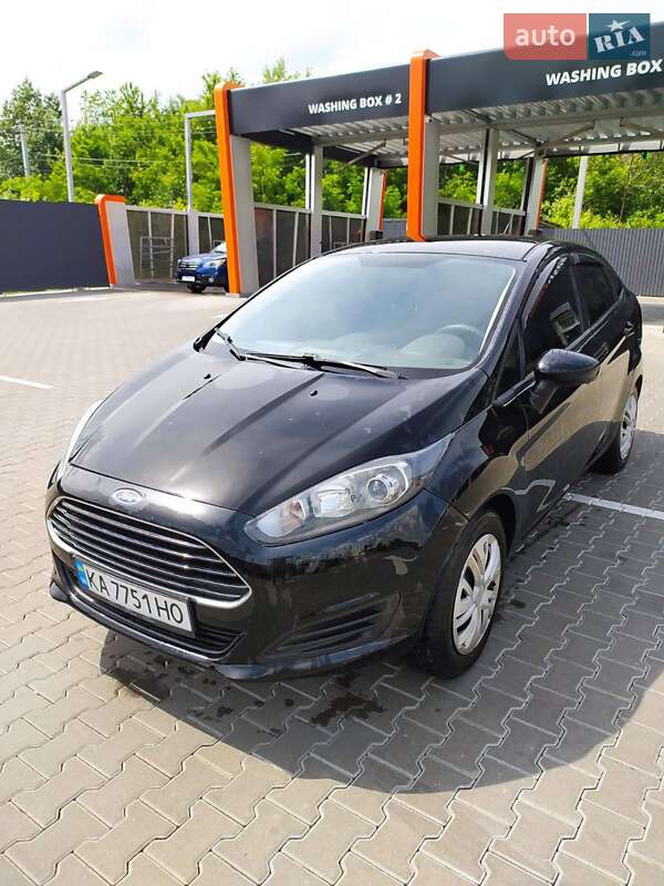 Седан Ford Fiesta 2019 в Киеве