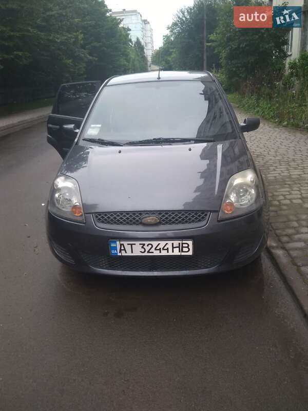 Хэтчбек Ford Fiesta 2007 в Ивано-Франковске