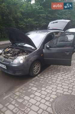 Хетчбек Ford Fiesta 2007 в 