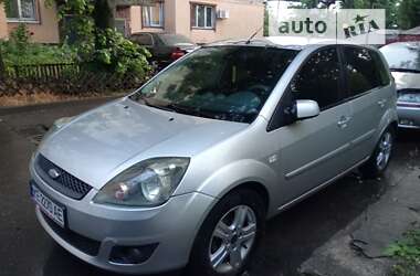 Хетчбек Ford Fiesta 2007 в Дніпрі