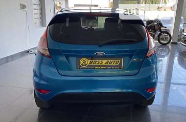 Хетчбек Ford Fiesta 2013 в Червонограді