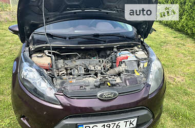 Хэтчбек Ford Fiesta 2010 в Львове