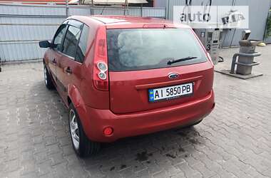 Хэтчбек Ford Fiesta 2006 в Киеве