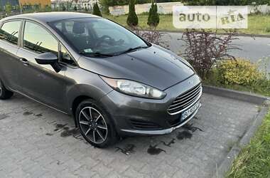 Седан Ford Fiesta 2016 в Чорткове