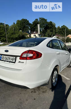 Седан Ford Fiesta 2013 в Вінниці