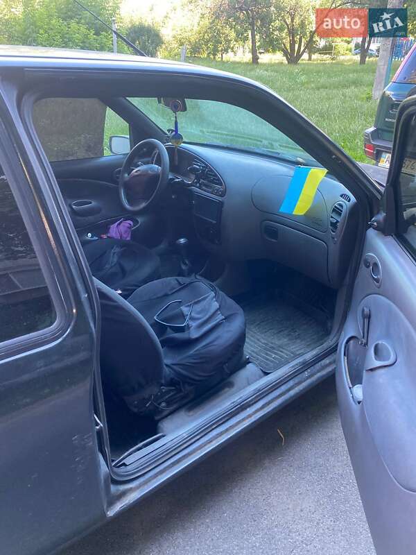 Хэтчбек Ford Fiesta 1999 в Харькове фото 5 Хэтчбек Ford Fiesta 1999 в Харькове
