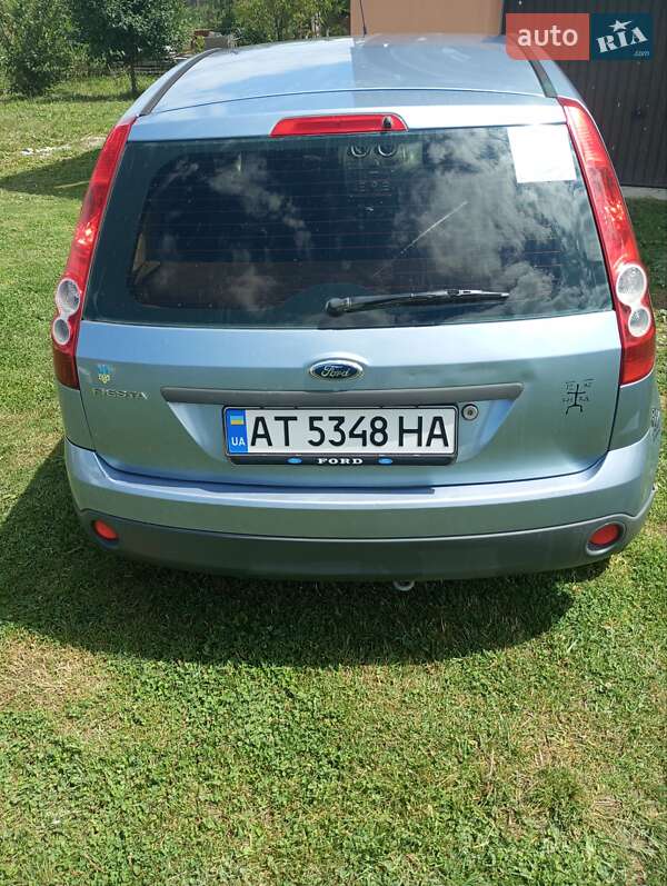 Хэтчбек Ford Fiesta 2006 в Ивано-Франковске