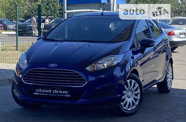 Хетчбек Ford Fiesta 2015 в Миколаєві