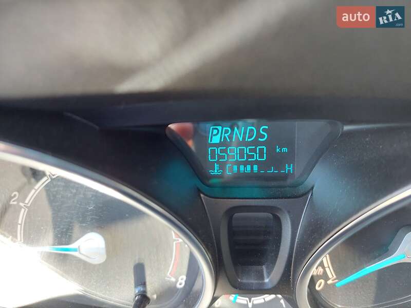 Хэтчбек Ford Fiesta 2016 в Киеве