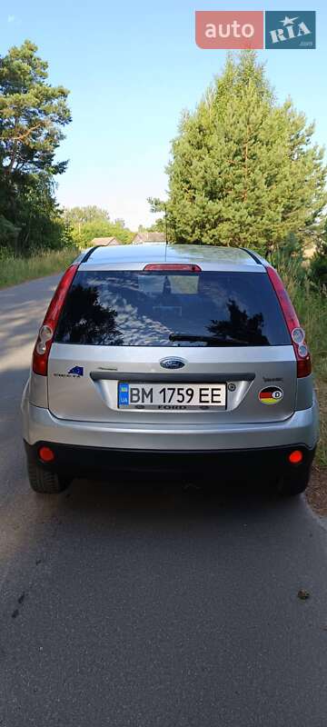 Хэтчбек Ford Fiesta 2007 в Новгород-Северском