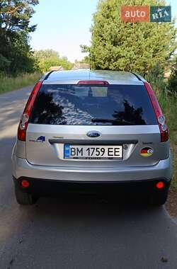 Хэтчбек Ford Fiesta 2007 в 
