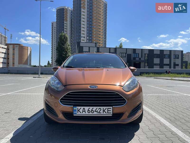 Хэтчбек Ford Fiesta 2013 в Киеве