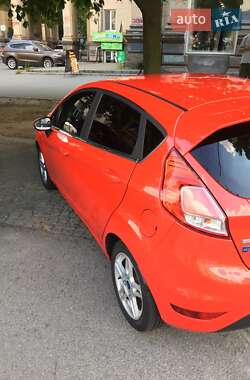 Хэтчбек Ford Fiesta 2013 в 