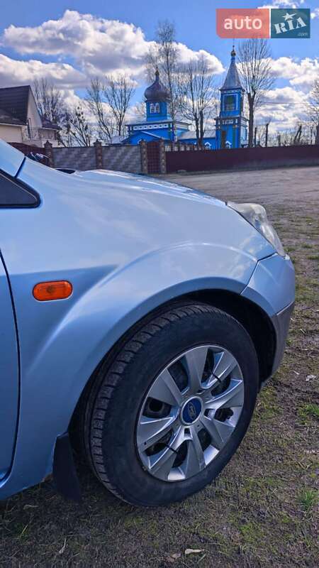 Хэтчбек Ford Fiesta 2007 в Дубровице фото 5 Хэтчбек Ford Fiesta 2007 в Дубровице