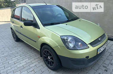 Хэтчбек Ford Fiesta 2006 в Львове