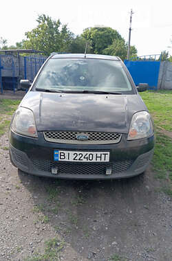 Хетчбек Ford Fiesta 2006 в Глобиному