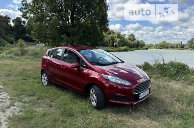 Хетчбек Ford Fiesta 2015 в Боровій