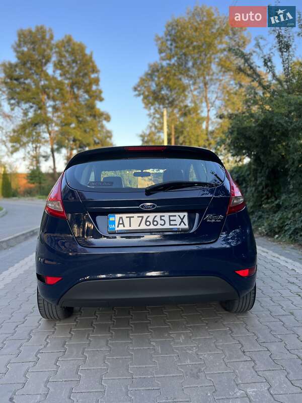 Хэтчбек Ford Fiesta 2008 в Ивано-Франковске