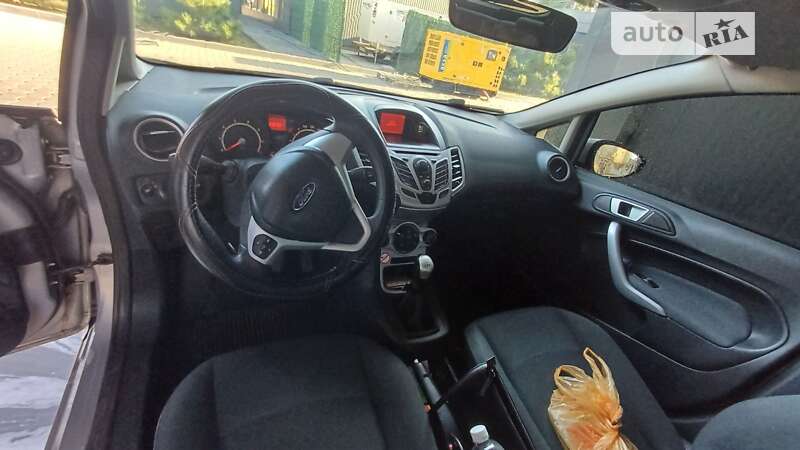 Хетчбек Ford Fiesta 2011 в Києві