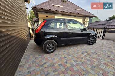 Хэтчбек Ford Fiesta 2007 в 