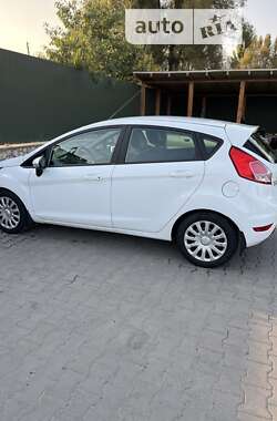 Хэтчбек Ford Fiesta 2013 в Волочиске