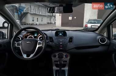 Седан Ford Fiesta 2017 в 