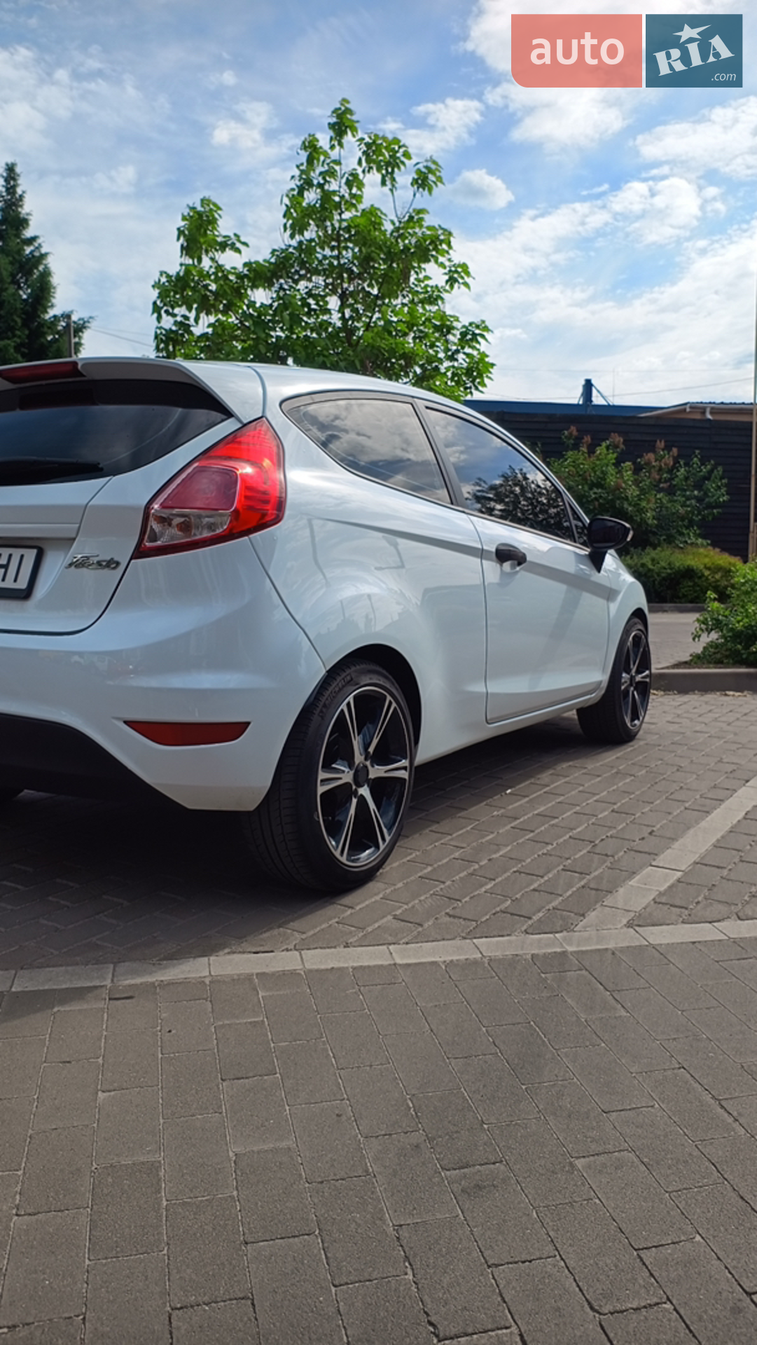 2013 Ford Fiesta - мініатюра 2