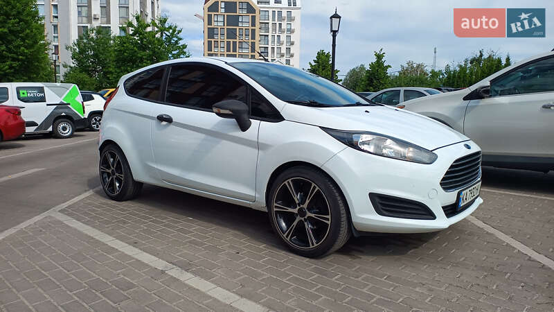 Хетчбек Ford Fiesta 2013 в Білогородці