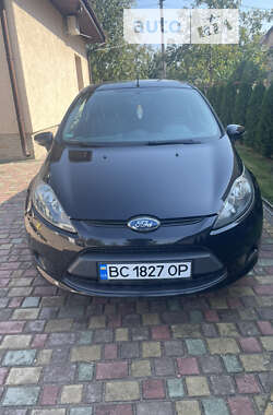 Хэтчбек Ford Fiesta 2009 в Сокале