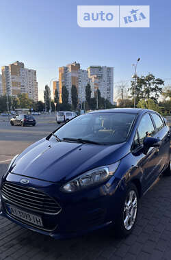 Хетчбек Ford Fiesta 2016 в Києві