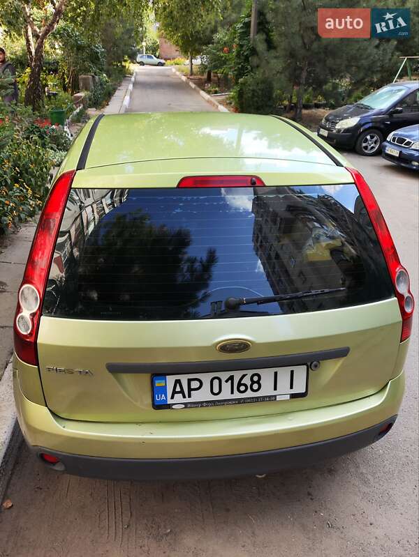 Хэтчбек Ford Fiesta 2006 в Запорожье