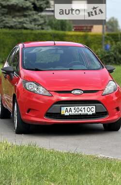 Хетчбек Ford Fiesta 2010 в Києві