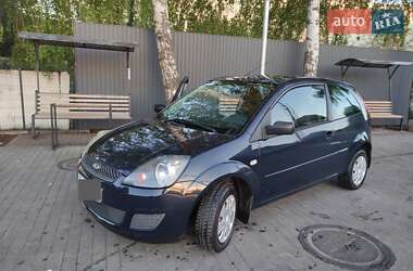 Хэтчбек Ford Fiesta 2007 в 