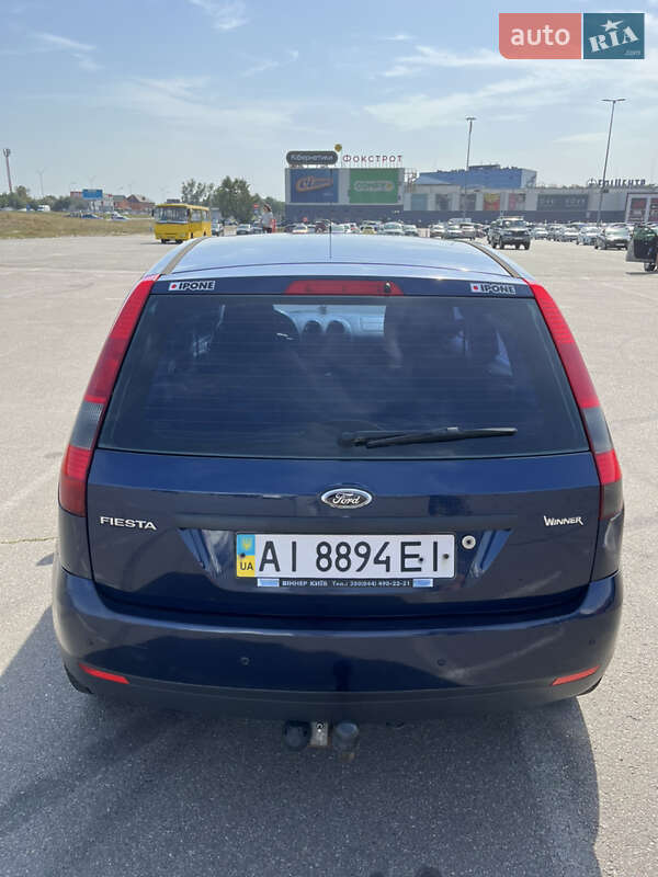 Хэтчбек Ford Fiesta 2005 в Киеве