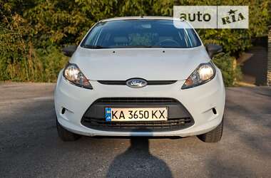 Хетчбек Ford Fiesta 2011 в Києві