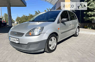 Хетчбек Ford Fiesta 2006 в Дніпрі