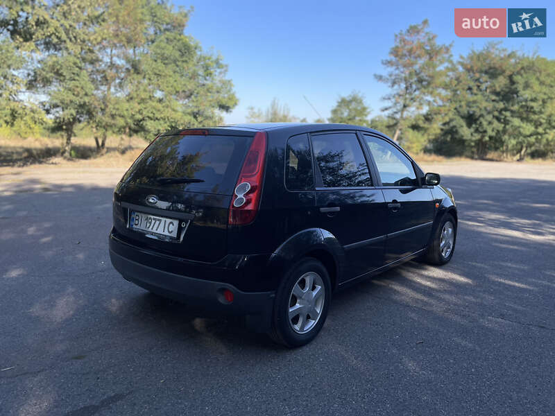 Хэтчбек Ford Fiesta 2007 в Лубнах