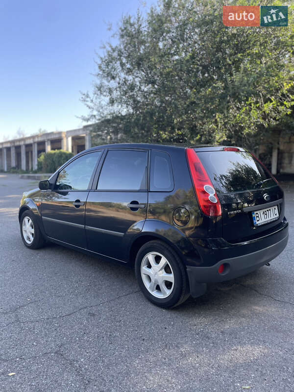 Хэтчбек Ford Fiesta 2007 в Лубнах