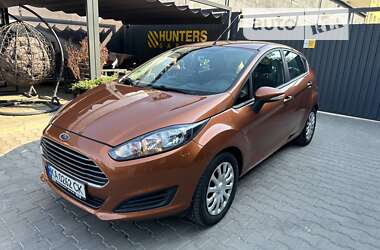 Хэтчбек Ford Fiesta 2015 в Киеве