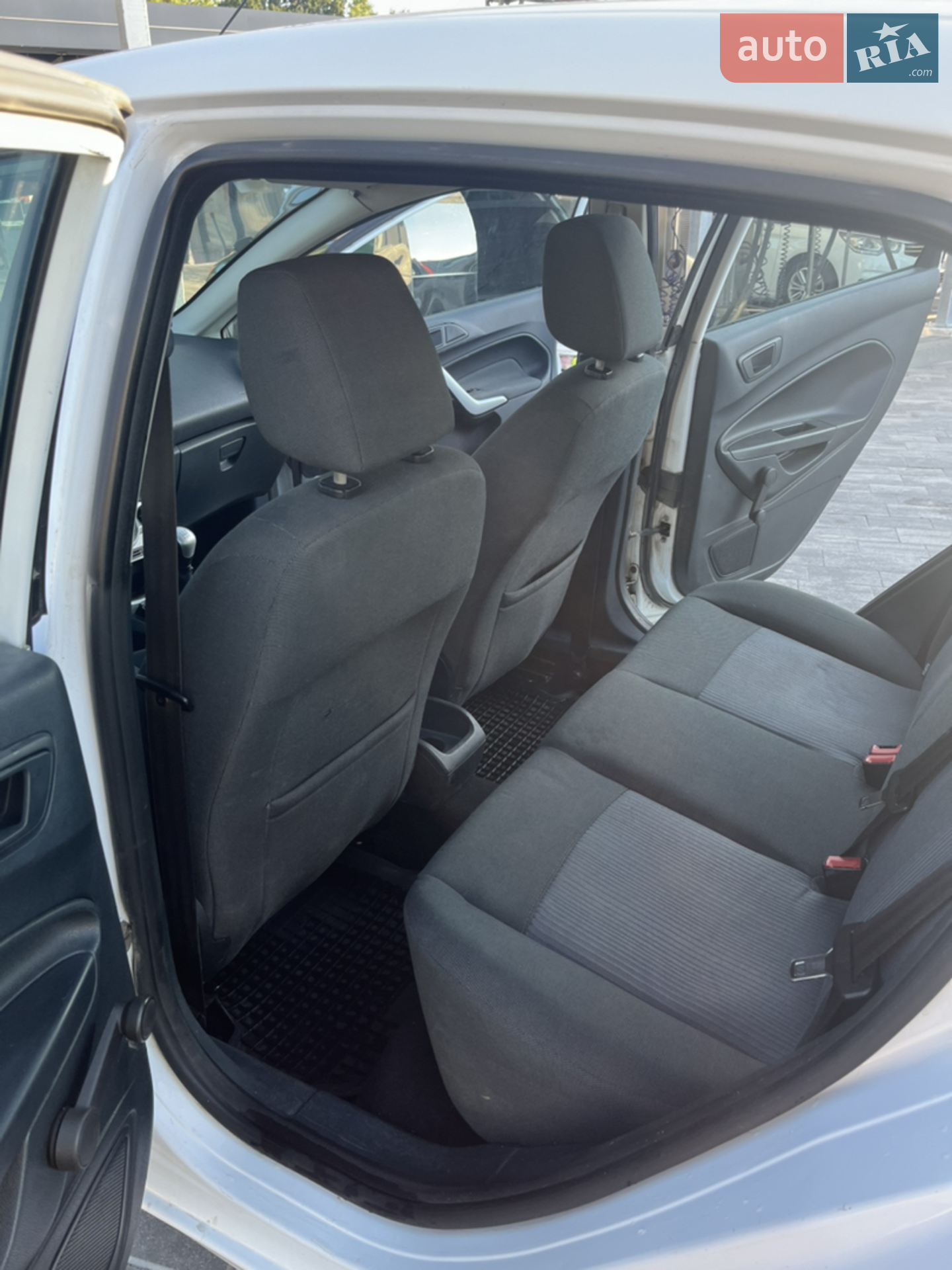 2012 Ford Fiesta - мініатюра 10